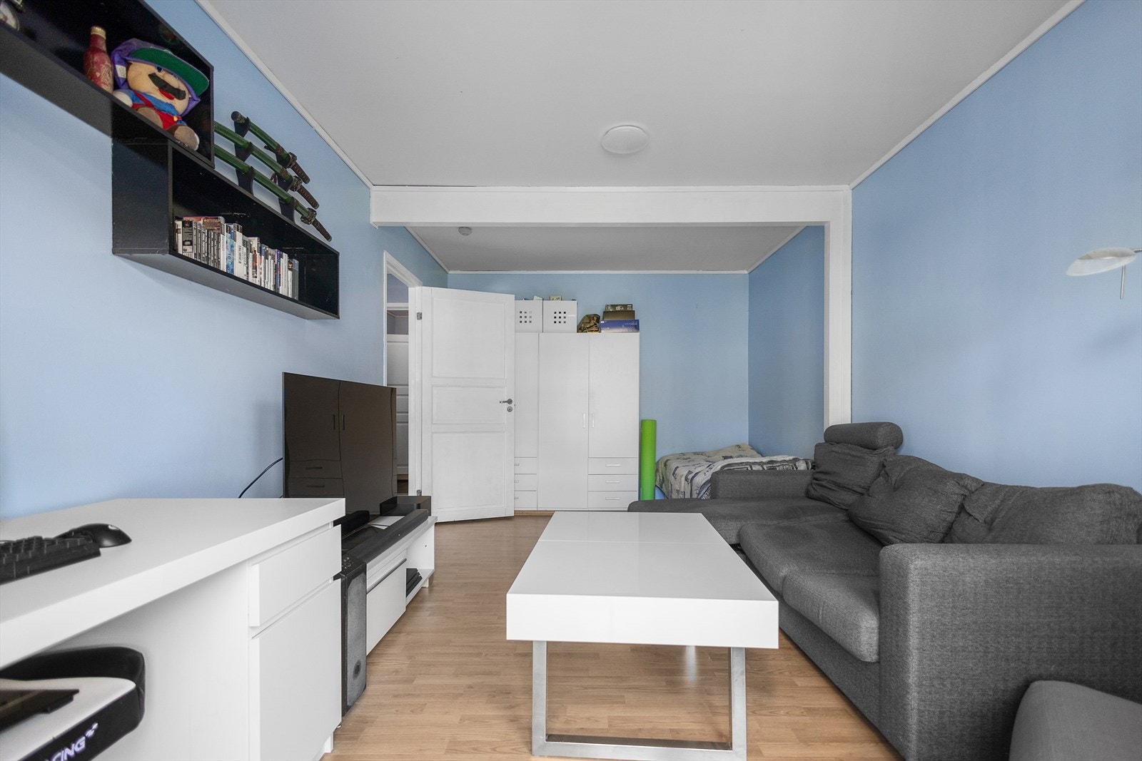 Sett fra utgangen til terrassen. Galleribilde