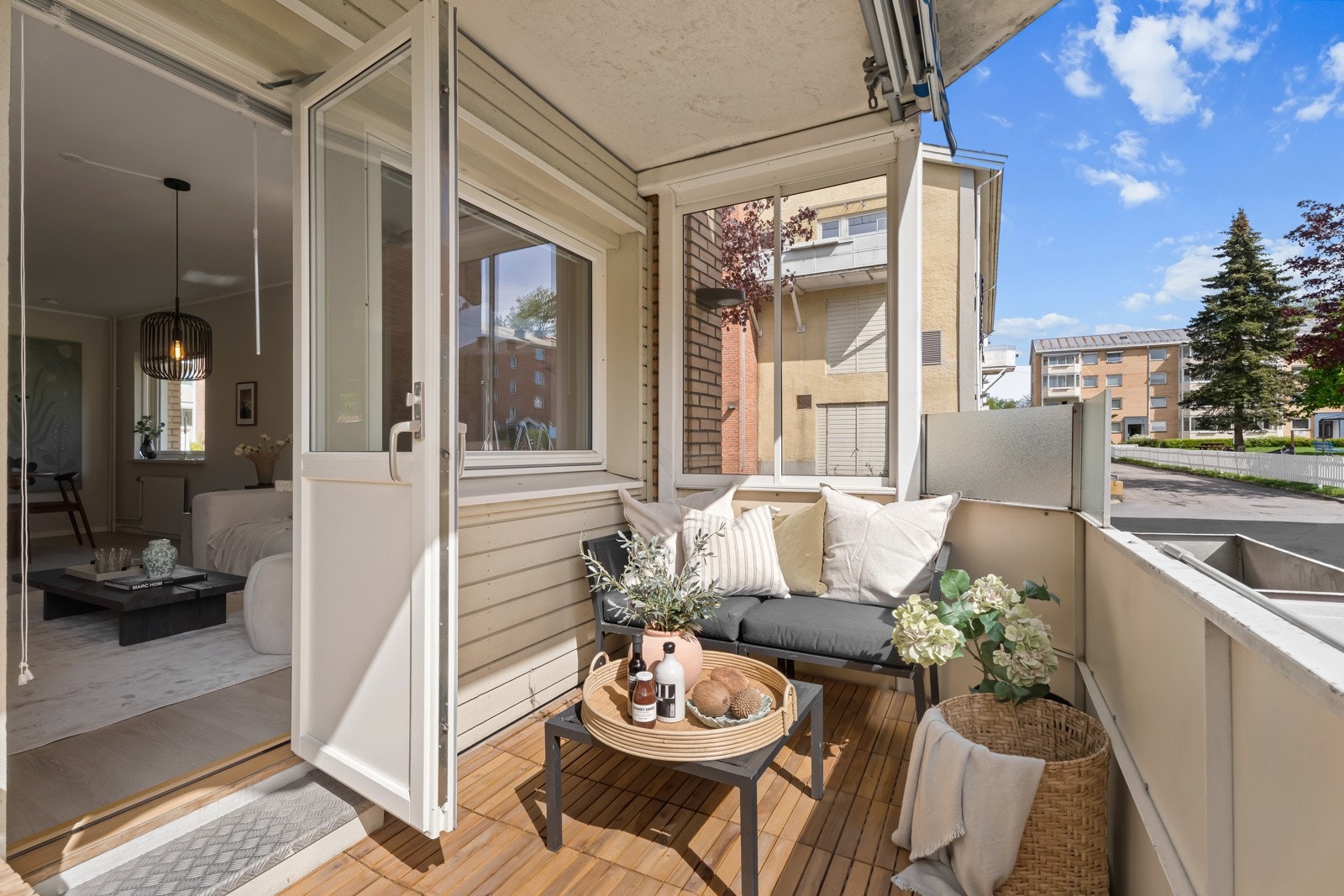 Leiligheten har en god balkong på 6,8 kvm Galleribilde