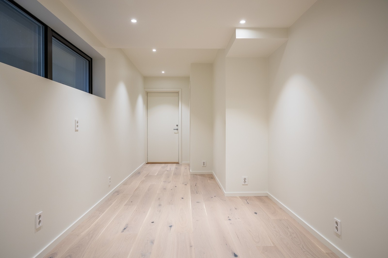 Kan fungere godt som treningsrom, ekstra TV-stue eller adskilt hjemmekontor. Galleribilde