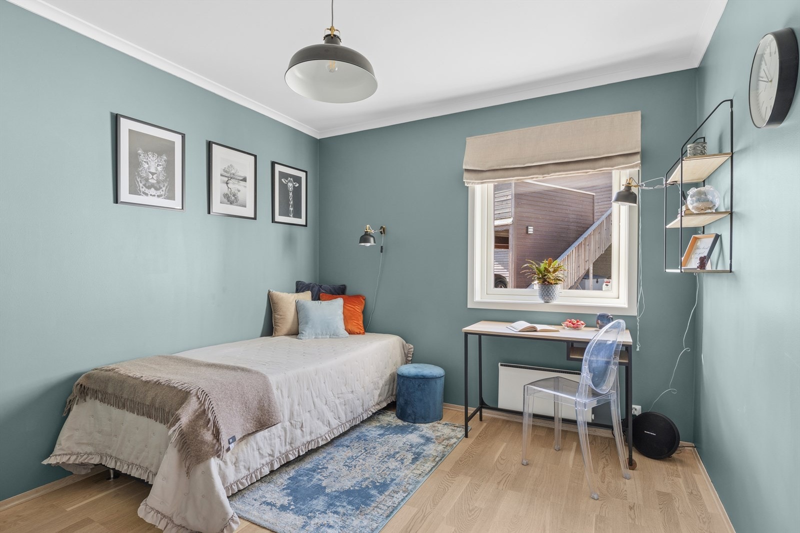 De to andre soverommene er noe mindre og passer ypperlig som barnerom, kontor eller gjesterom. Galleribilde