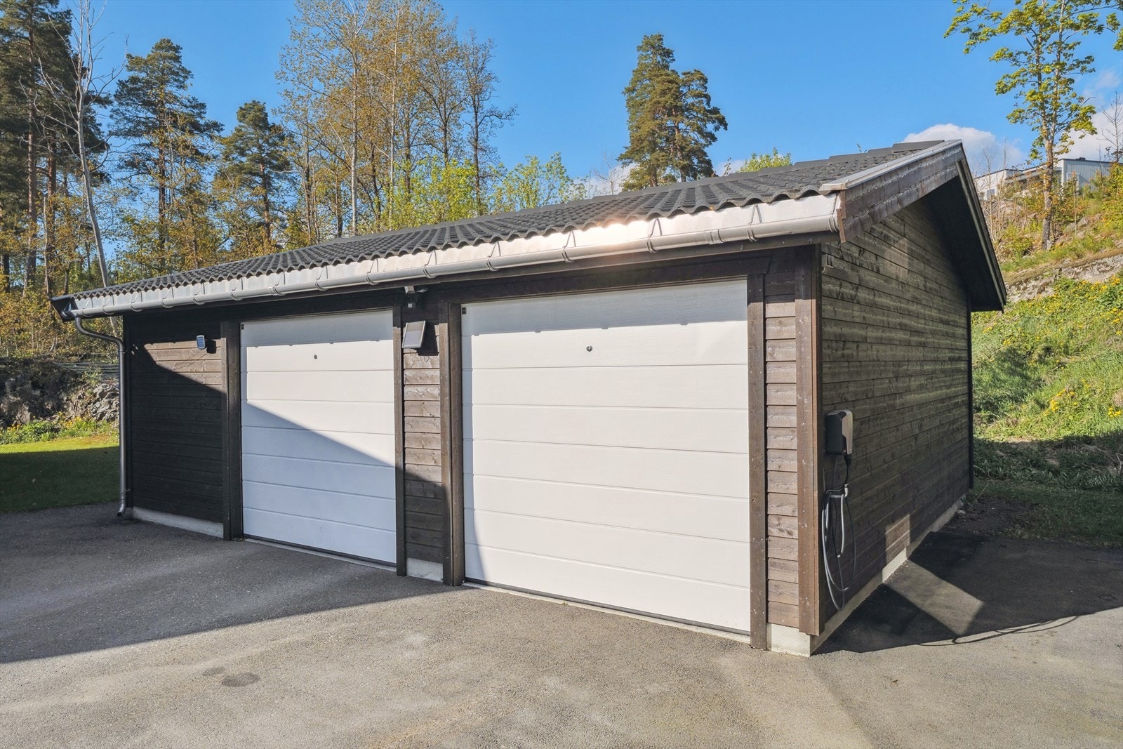 Det medfølger en garasjeplass. Bod på siden på 5 kvm. Galleribilde