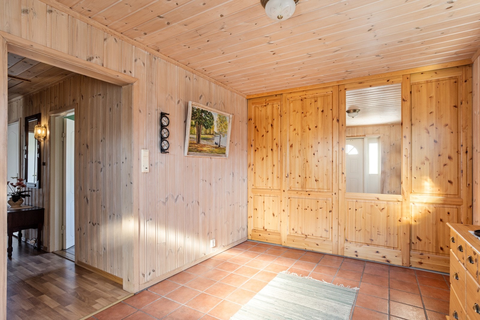 Her er det god plass til garderobeskap. Galleribilde