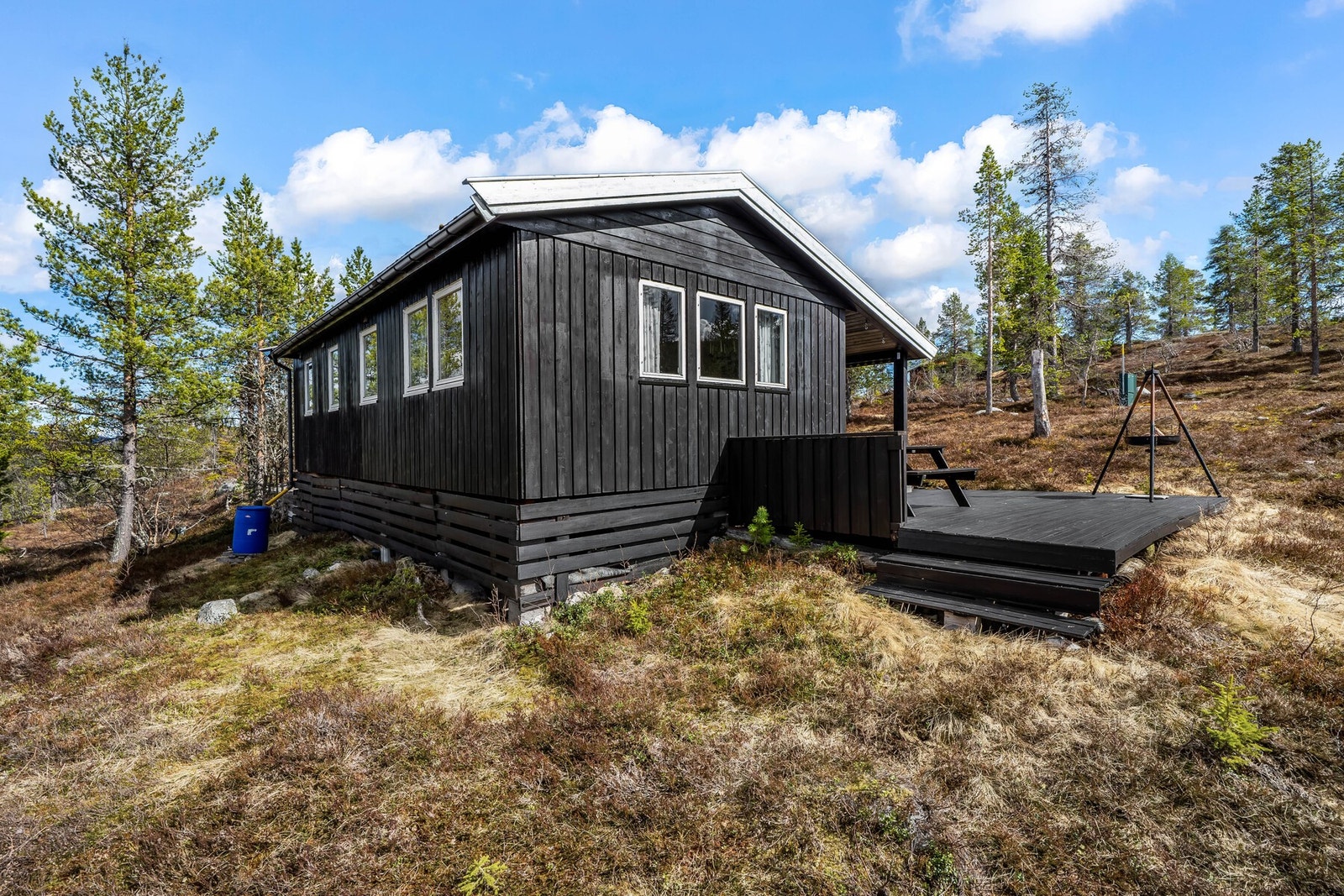 Mange fine turmuligheter i nærområdet. Det er også multer rett på utsiden av døra! Galleribilde