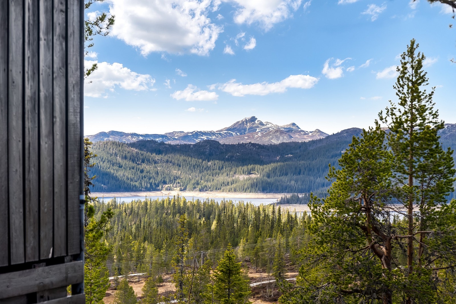 Her ser man mot Breivatn og Vindeggen. Galleribilde