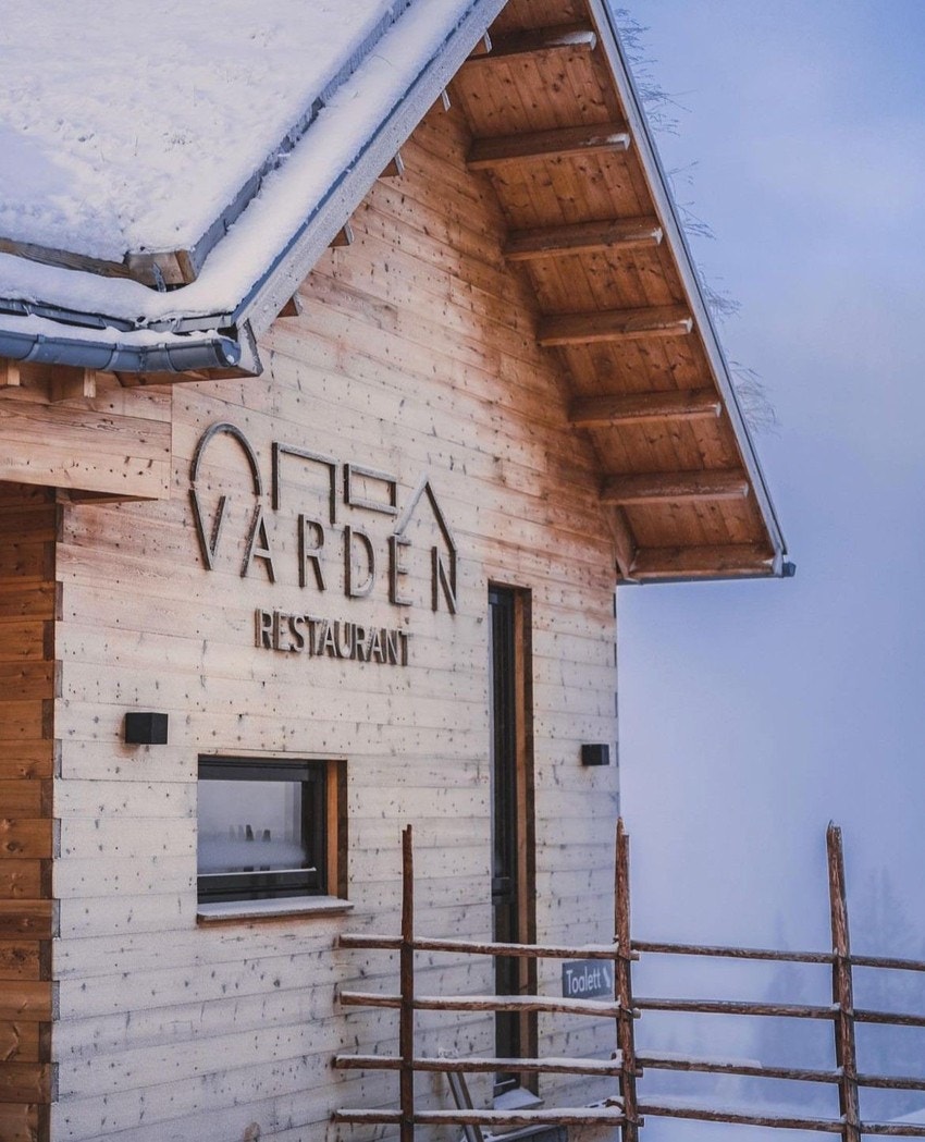 Varden Restaurant fasade Galleribilde