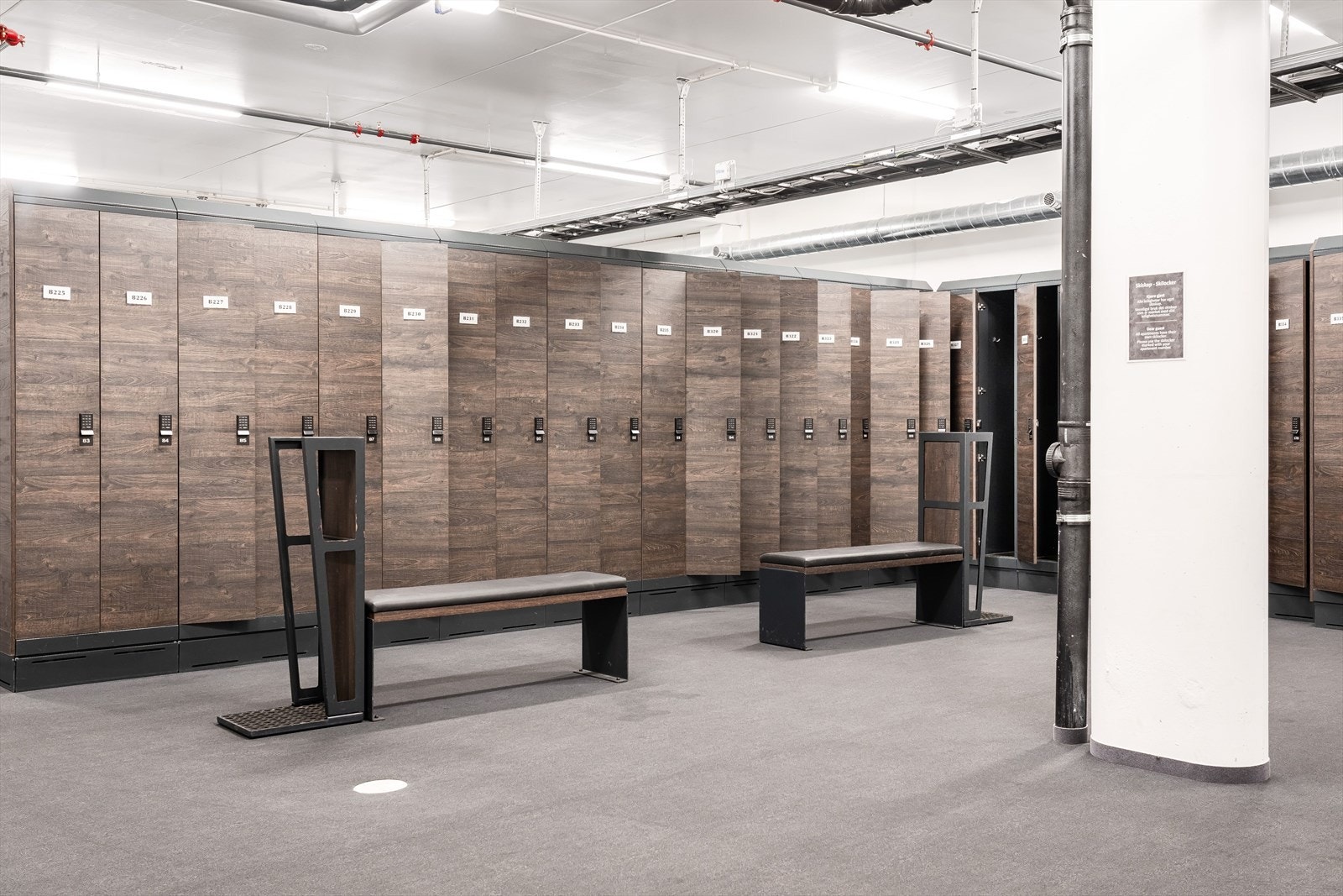 I tillegg disponerer seksjonen et skiskap og en sportsbod i kjelleren. Galleribilde