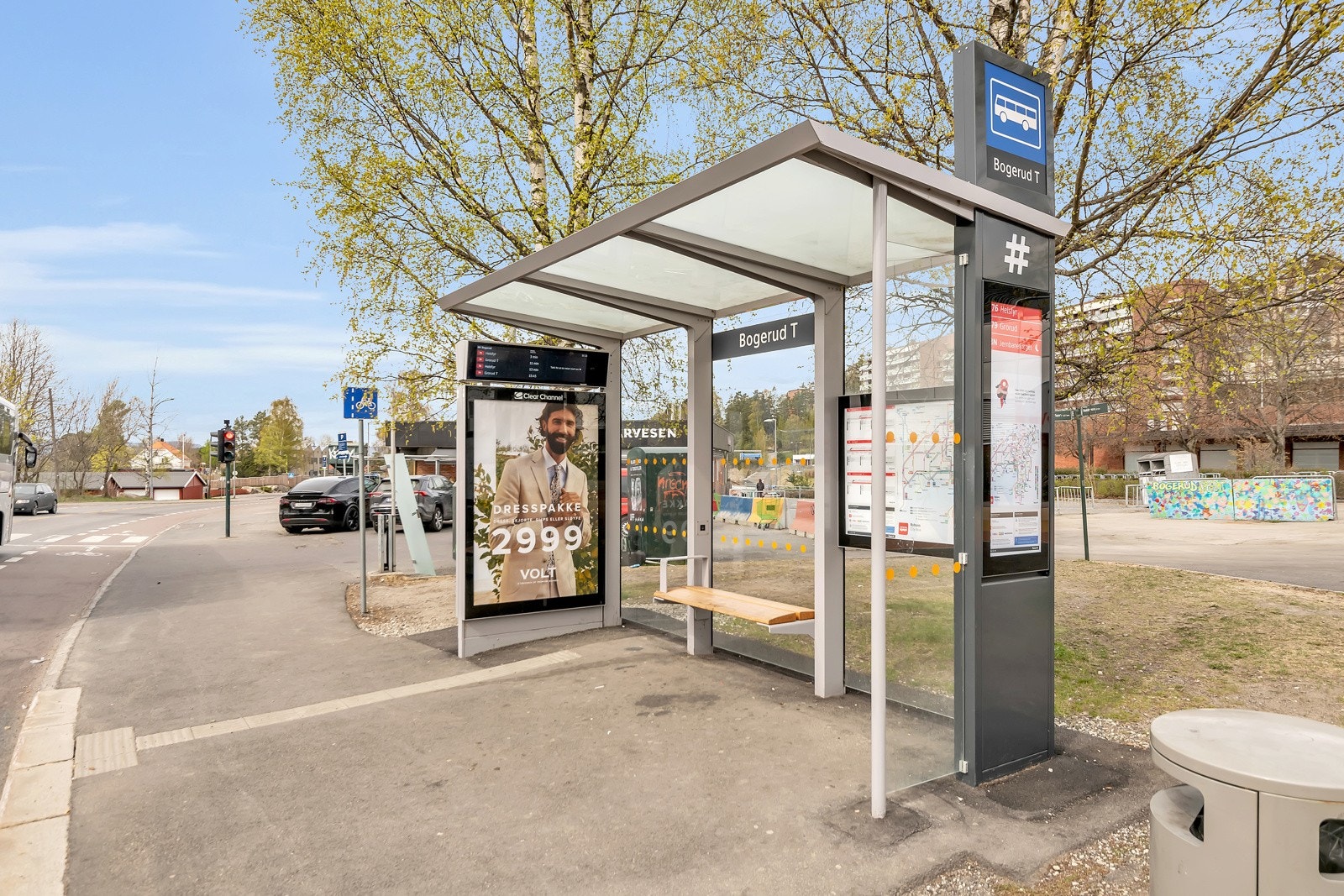 Bussholdeplass ved Bogerud T-bane. Galleribilde