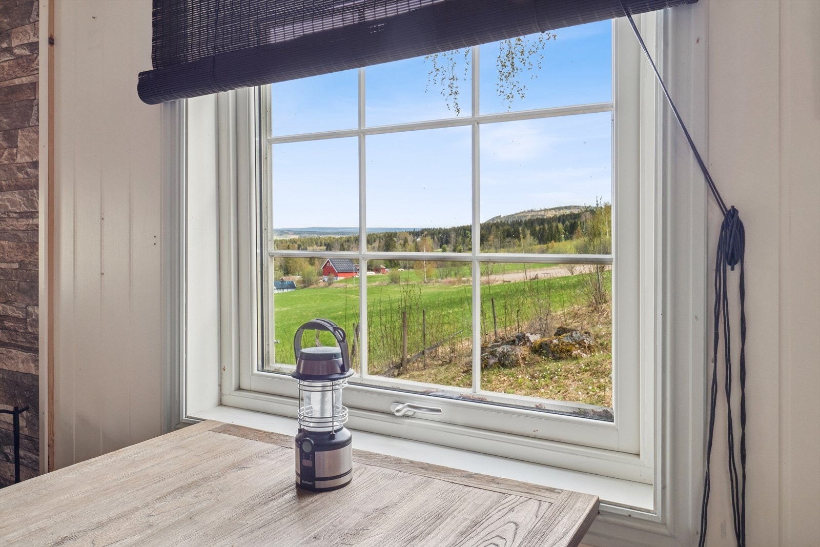 Fra spisebordet kan man nyte flott utsikt! Galleribilde