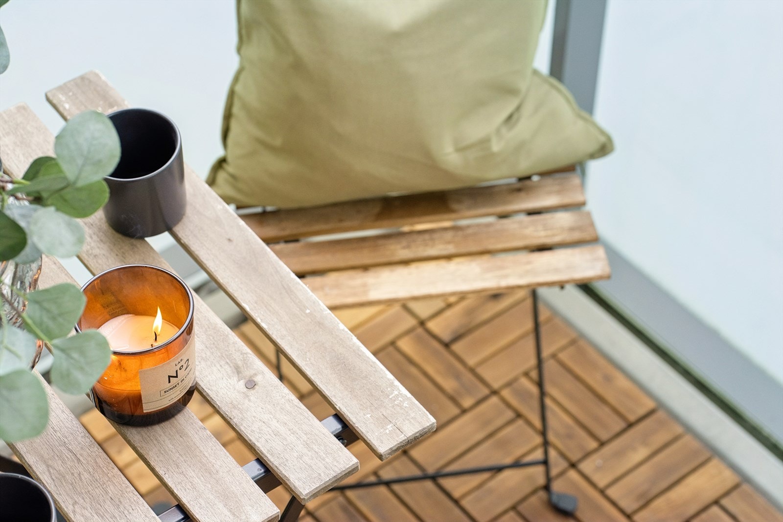 perfekt for en liten sittegruppe hvor du kan nyte morgenkaffen eller ettermiddagssolen i rolige omgivelser. Galleribilde