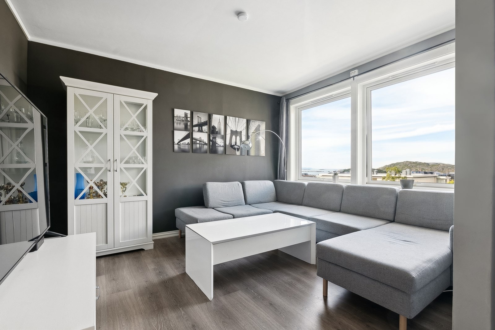 En svært romslig 2-roms med gode solforhold. Galleribilde