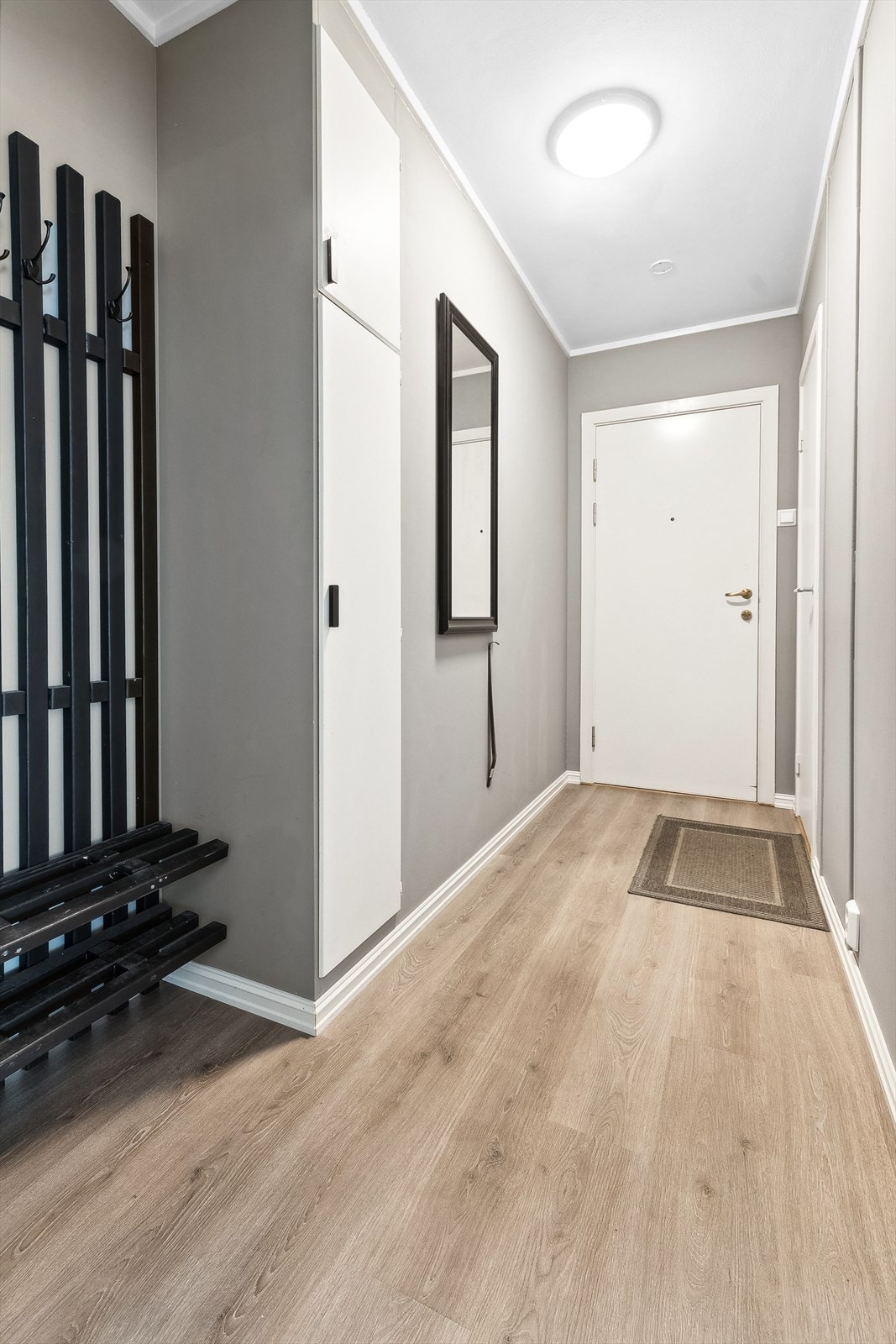 Entré med opphengsmuligheter. Galleribilde