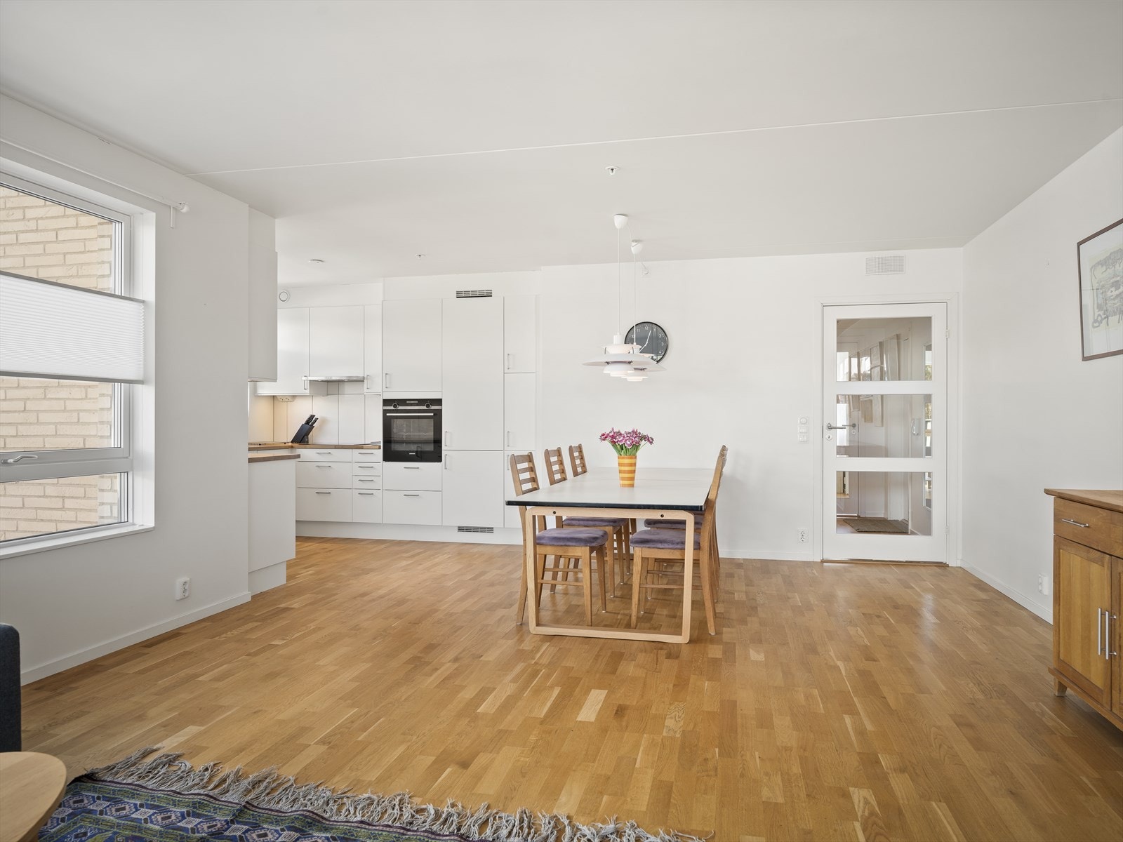 Fløy 1 - spsiestuedelen - god plass til langbord Galleribilde