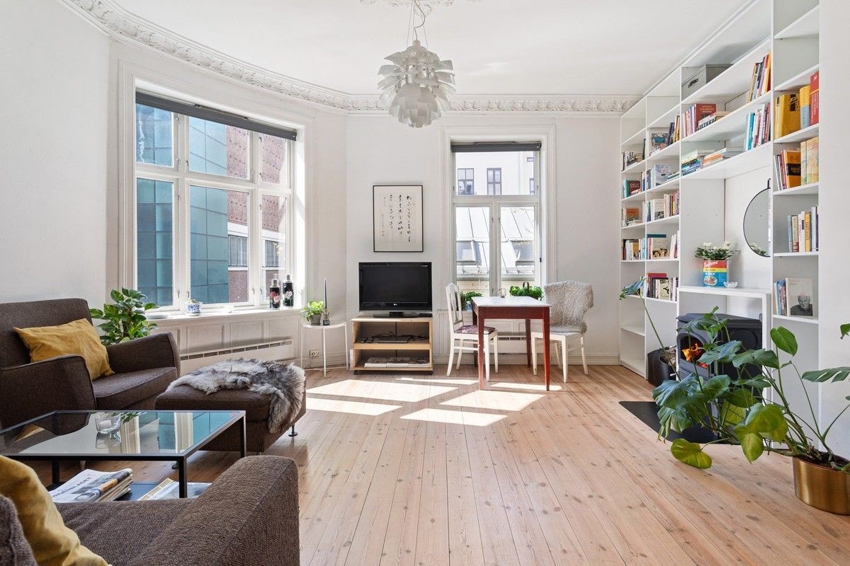 Stue med gode lysforhold Galleribilde