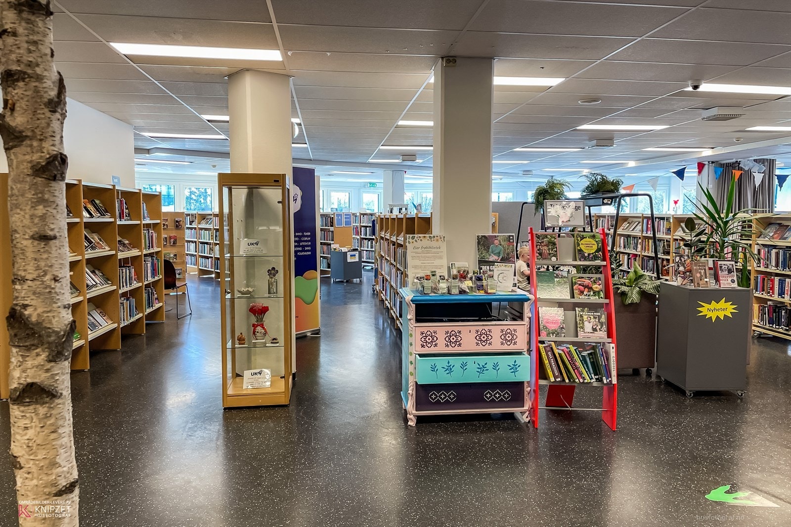 Biblioteket finner du i 2. etasje, ved siden av legekontoret Galleribilde