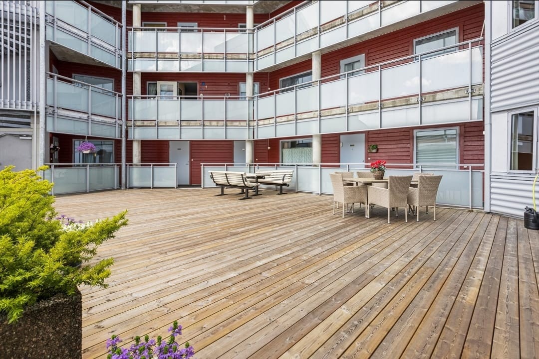 Sameiet har en felles bakgård i atriet Galleribilde