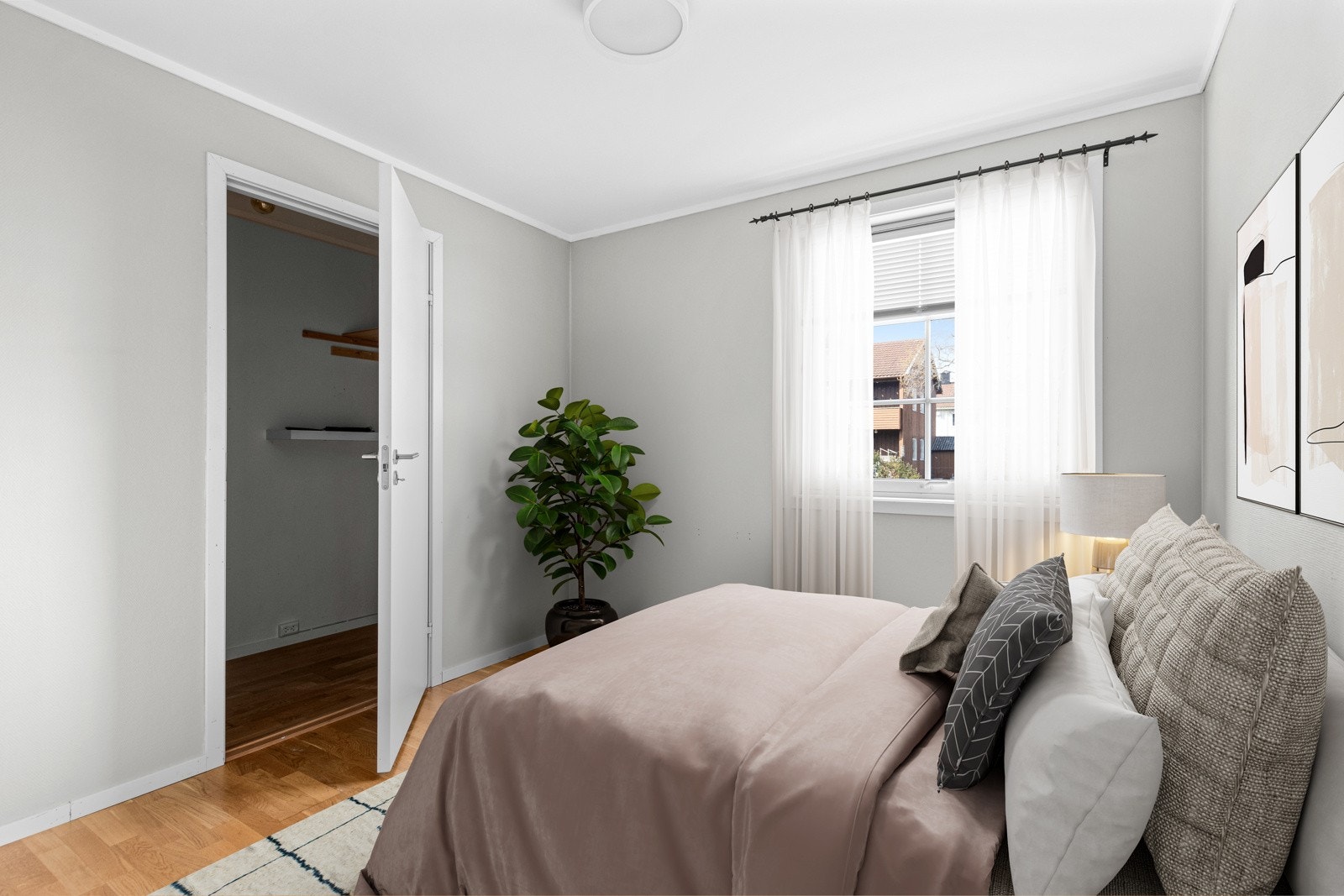 Soverom 1, med bod/garderoberom. Galleribilde