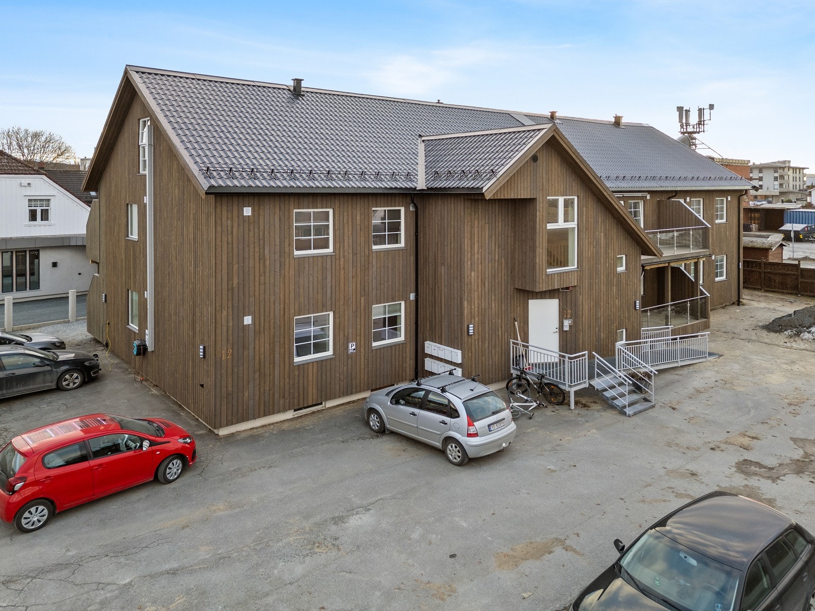 Leiligheten ligger i 1. etasje, med trappefri adkomst. Galleribilde