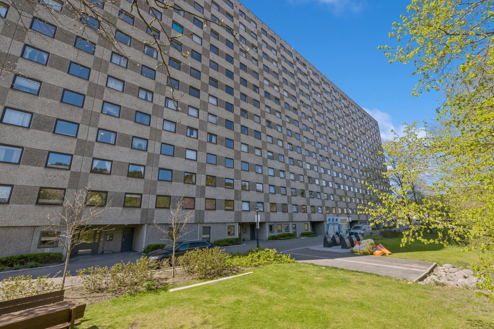 Ammerudgrenda 172 ligger sentralt til med nærhet til det meste du måtte trenge. Galleribilde