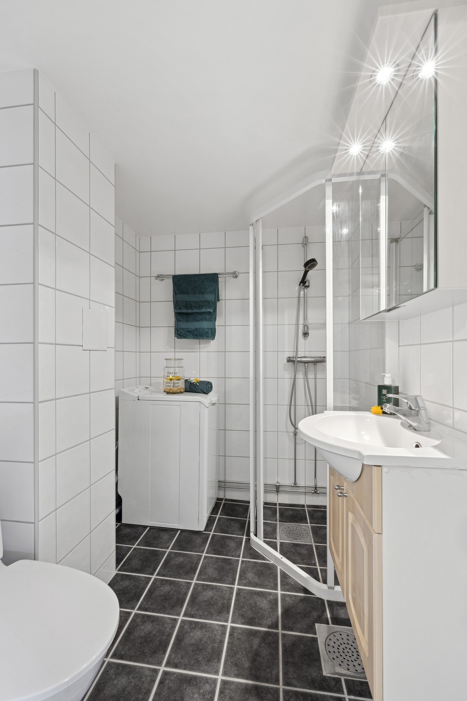 Pent flislagt bad rehabilitert i regi av borettslaget 2011. Galleribilde