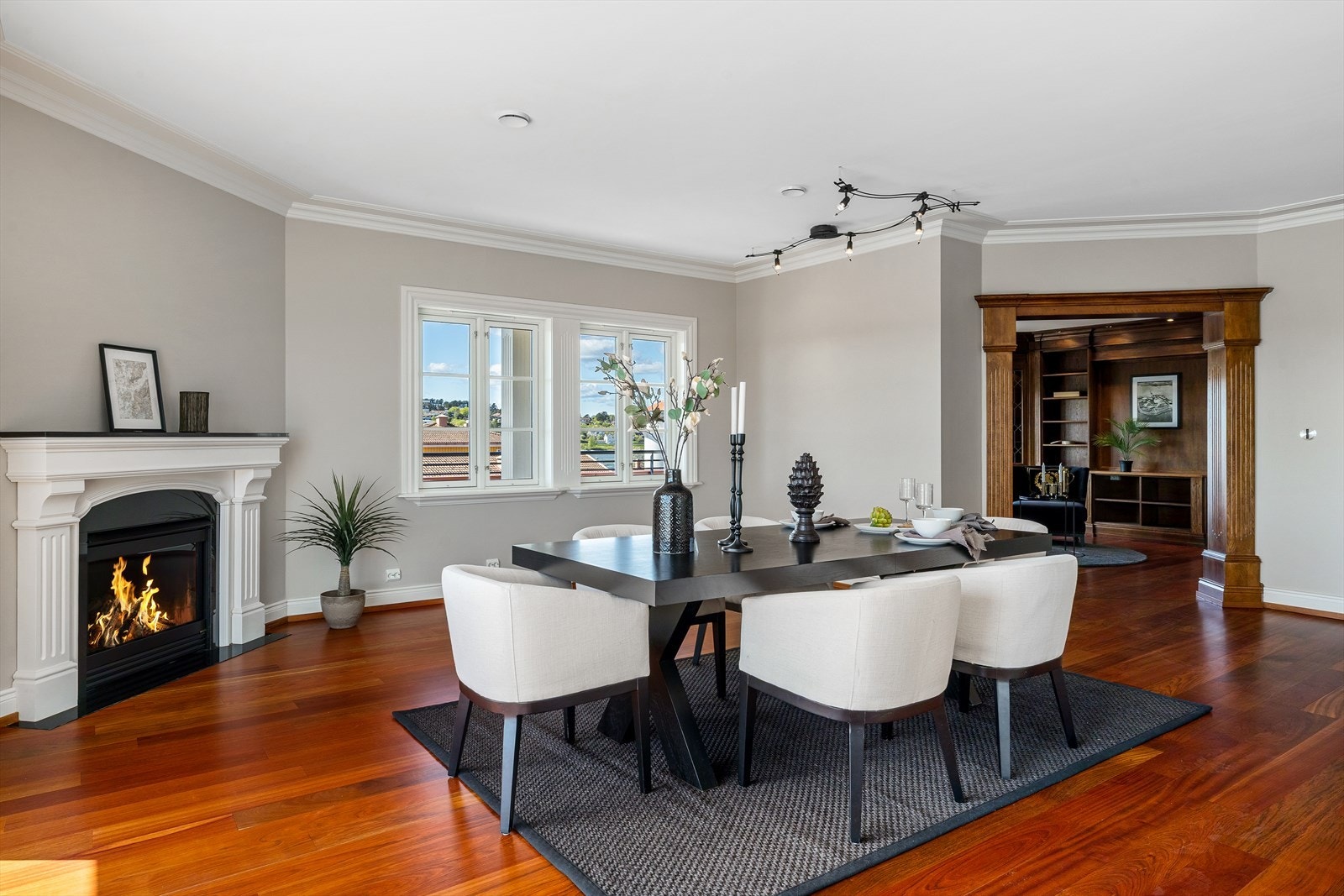 Gasspeisen i engelsk stil skaper ekstra stemning og et lunt blikkfang. Galleribilde