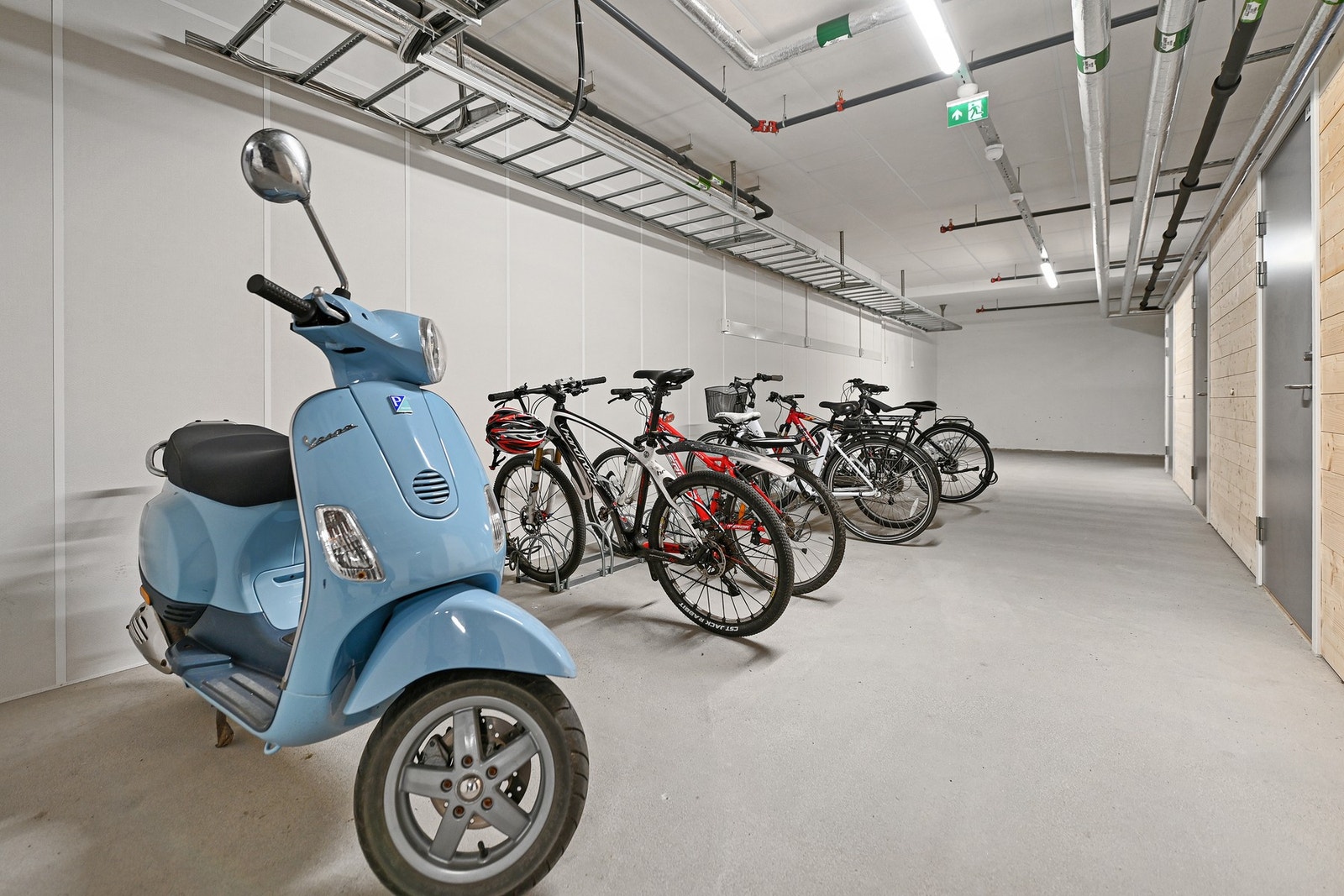 Sykkelparkering. Galleribilde