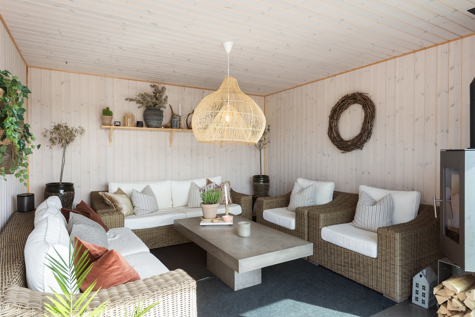 Utestuen i toppetg. Galleribilde