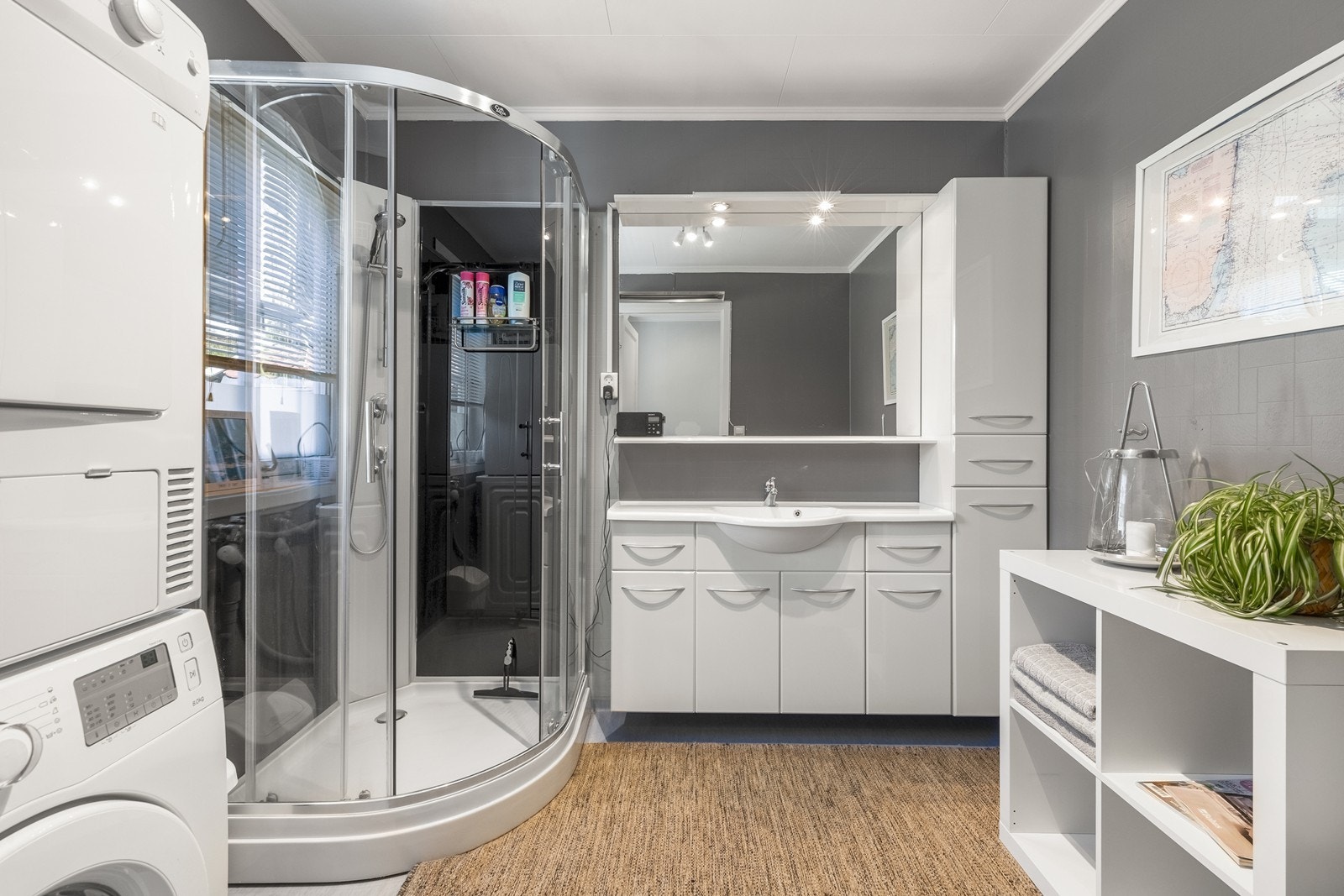 Bad i hovedetasje Galleribilde