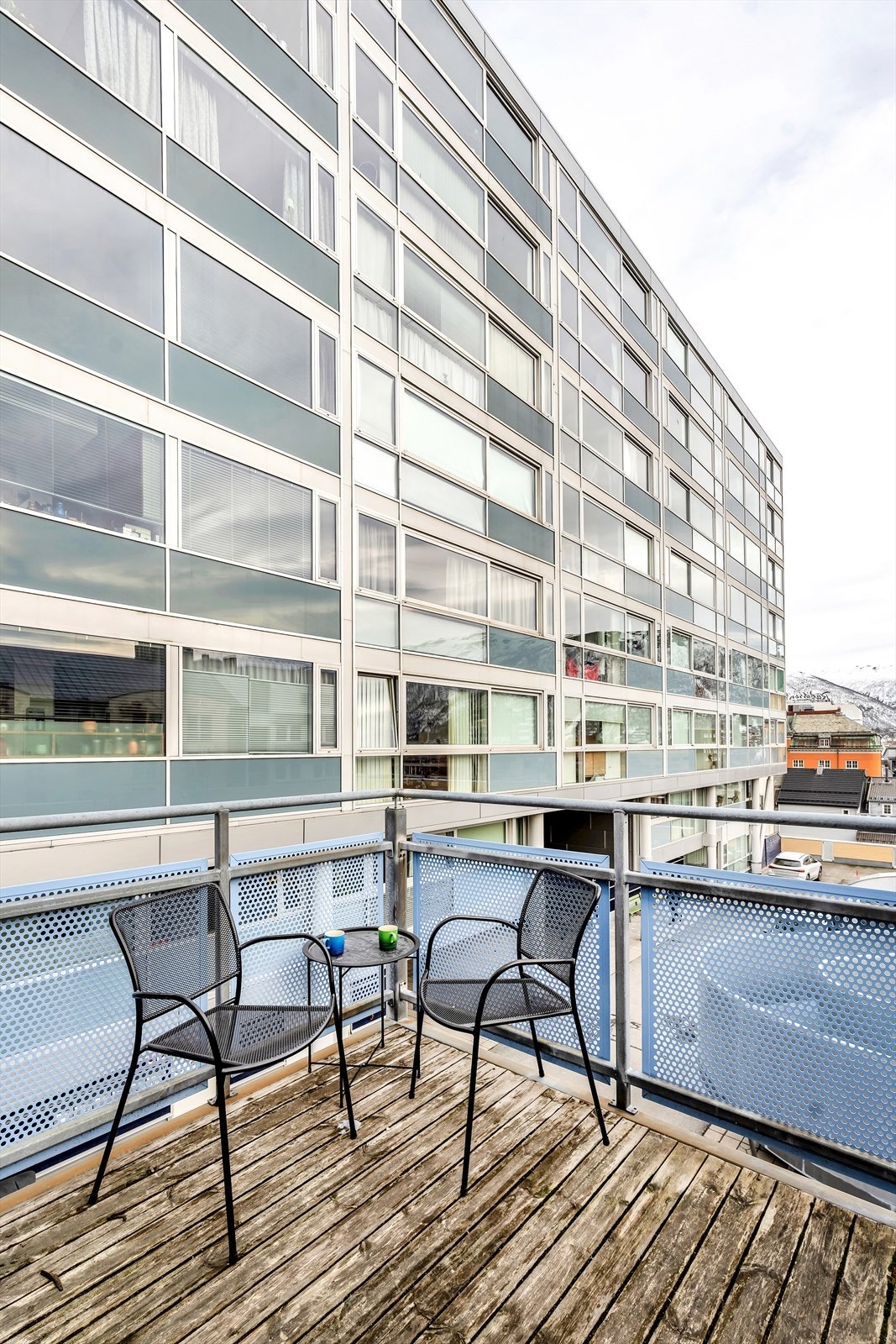 Flott, 4 m² balkong med gode solforhold, midt i Tromsø sentrum! Galleribilde