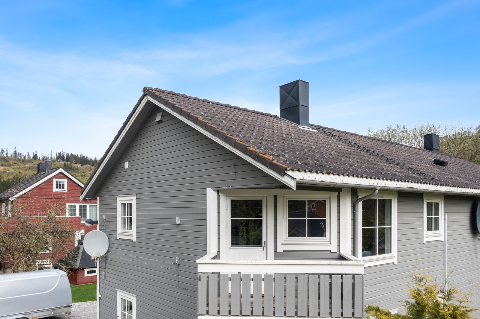 Leiligheten ligger i byggets 2. etasje og er totalt på 55m². Galleribilde