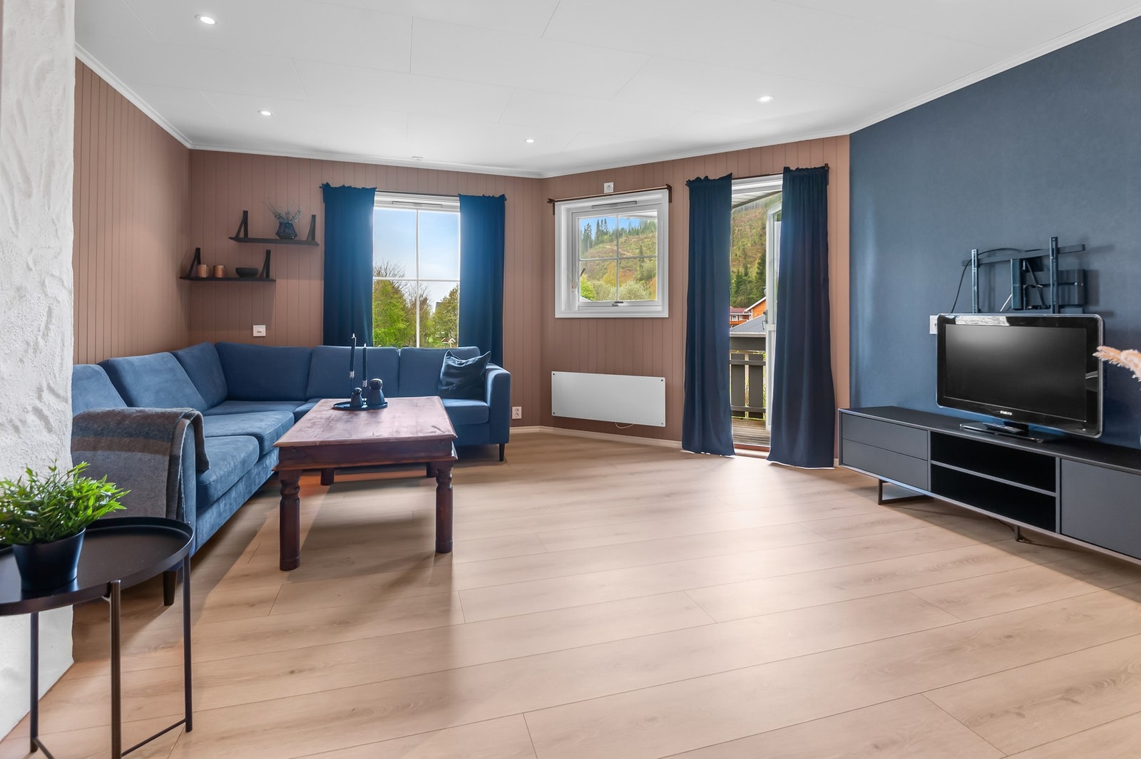 Fra leiligheten er det kun kort gange til Støren sentrum. Galleribilde