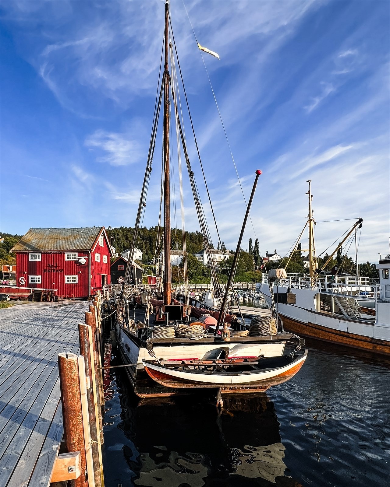 Bilde tatt av selger. Galleribilde