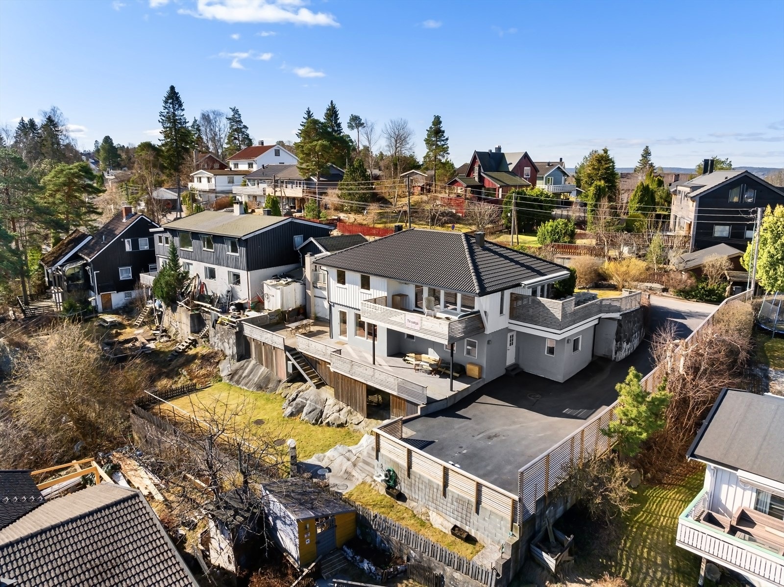Stor villa over 2 plan Galleribilde
