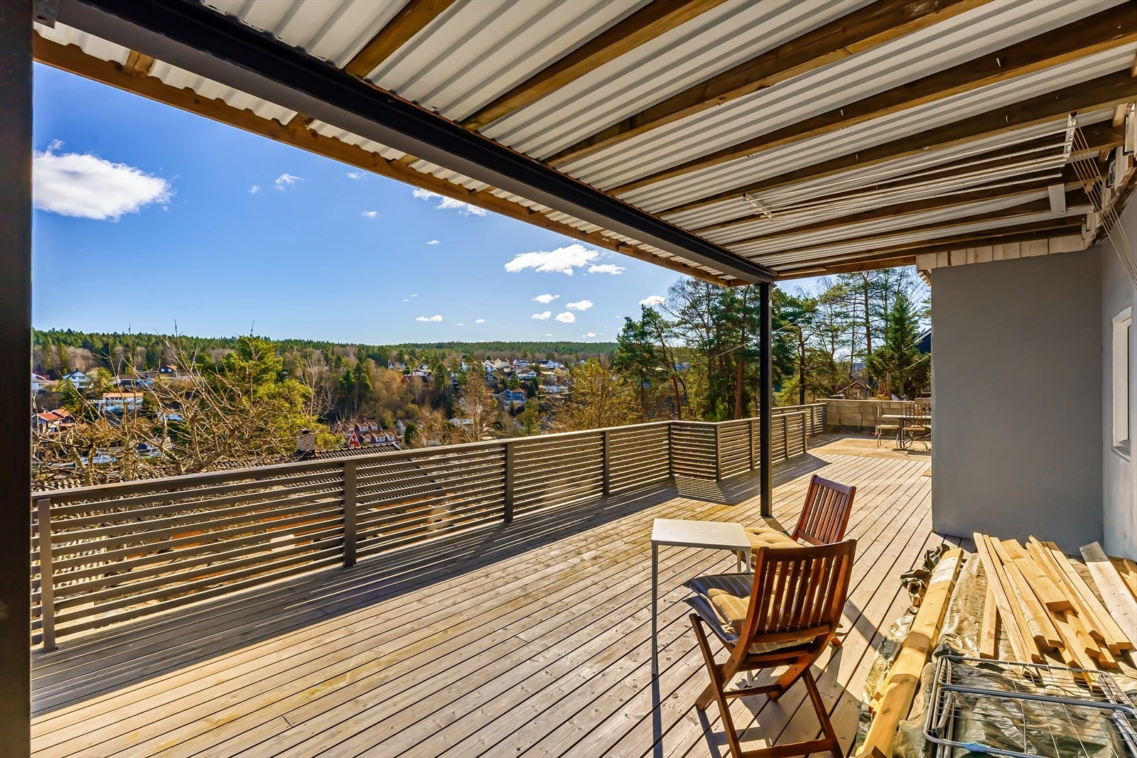 Terrasse på nedre plan Galleribilde