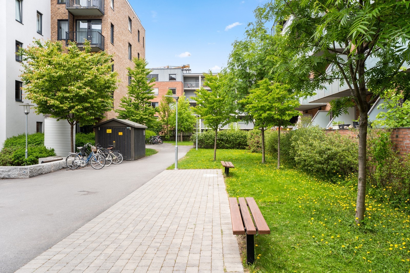En attraktiv og skjermet beliggenhet, tilbaketrukket fra trafikkert vei. Galleribilde
