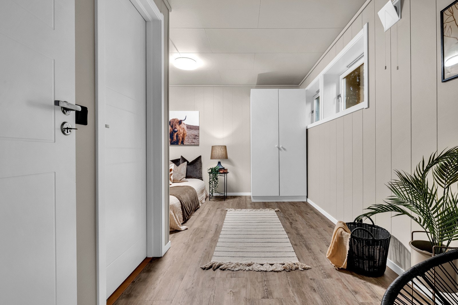 Hovedsoverommet har god plass til å sette inn en kontorpult eller mer garderobeinnredning etter ønske Galleribilde