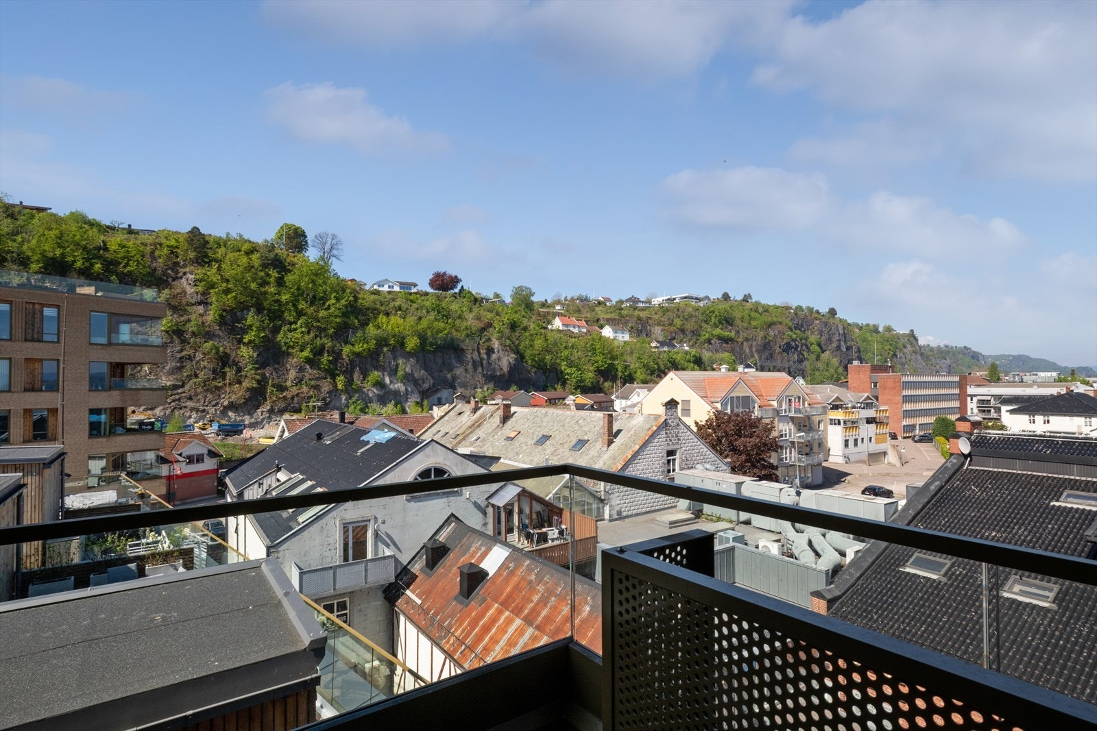 Her er det utsikt over nærområdet. Galleribilde
