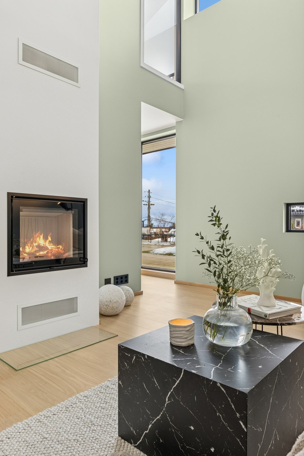 Her ser du opp mot vinterhagen i 2.etg. Galleribilde