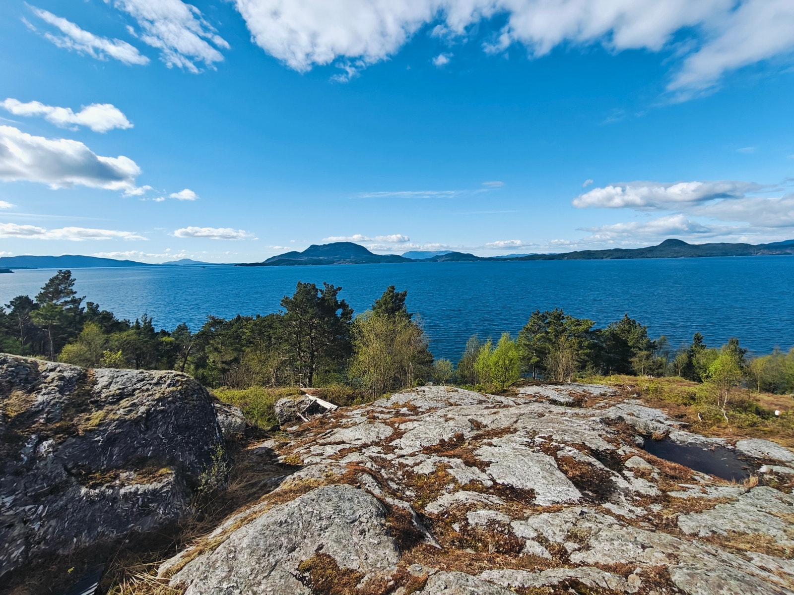 Nydelig utsikt utover Sunnhordalands bassenget Galleribilde