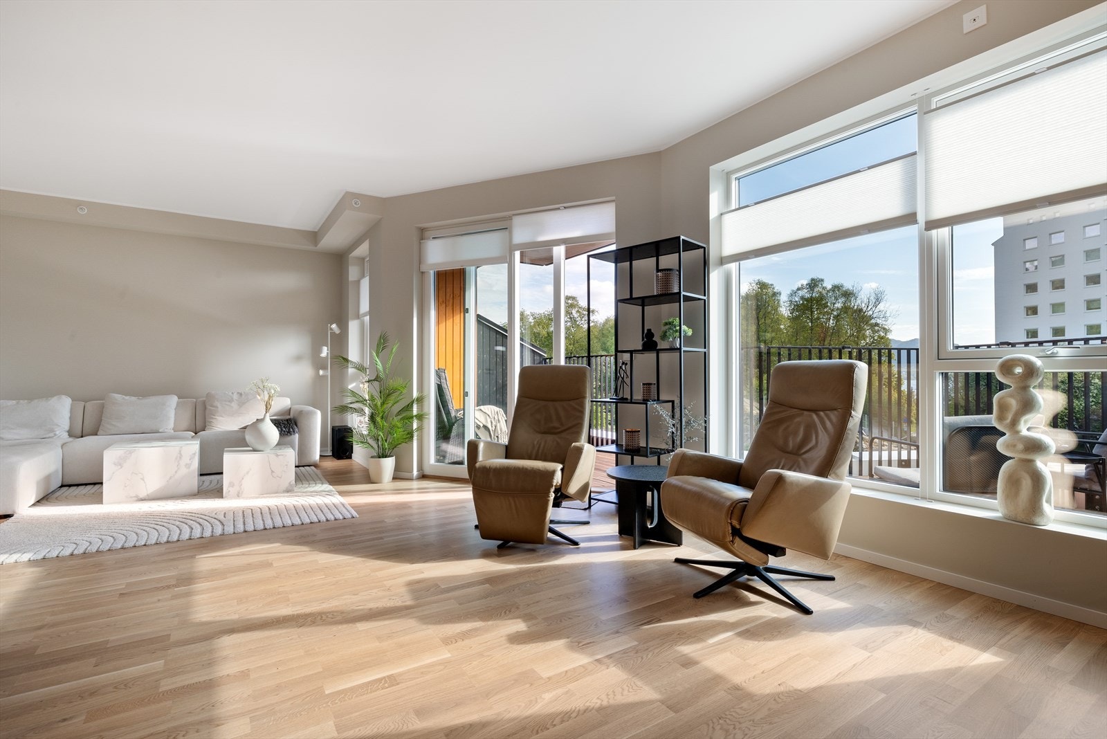 Leiligheten har balansert ventilasjon med varmegjenvinning. Galleribilde