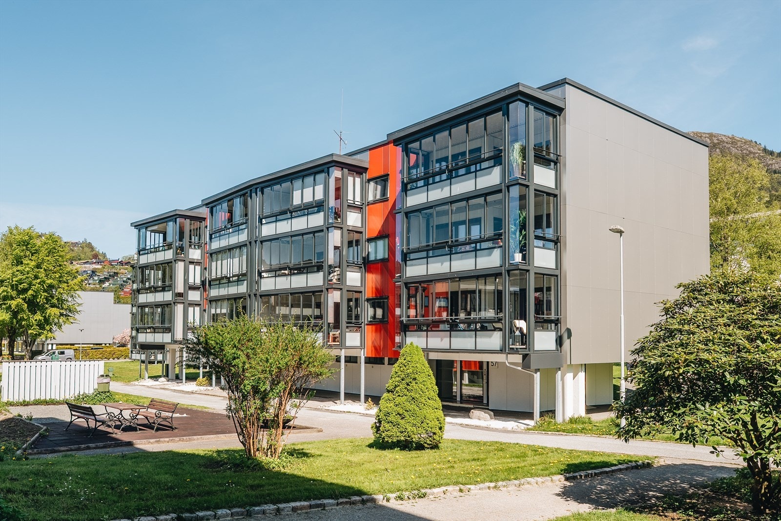 Fasade ble skiftet i forbindelse med rehabilitering i 2021/2022. Galleribilde