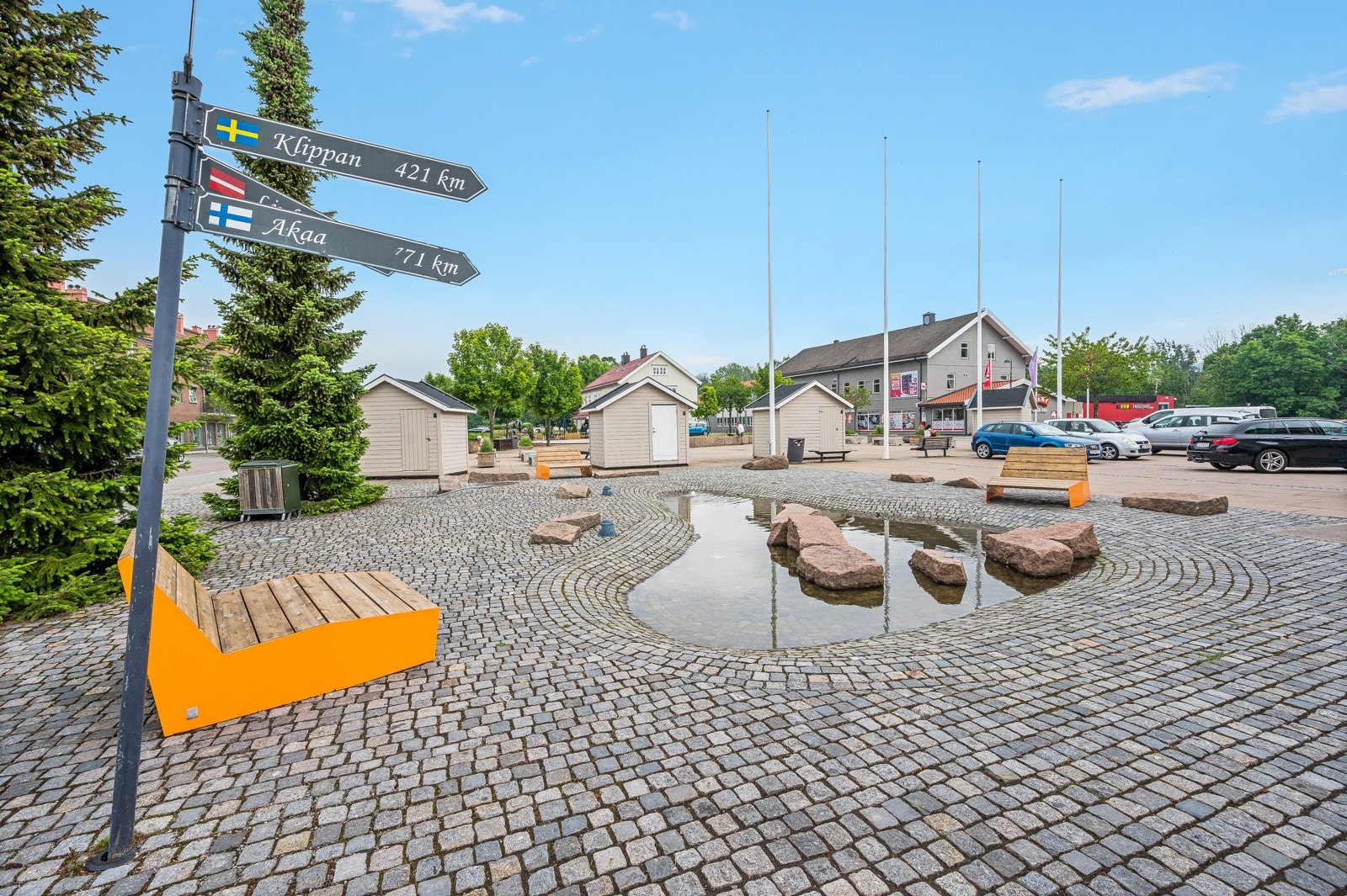 Gåavstand til torget med alt det byr på av butikker og bymessige fasiliteter Galleribilde