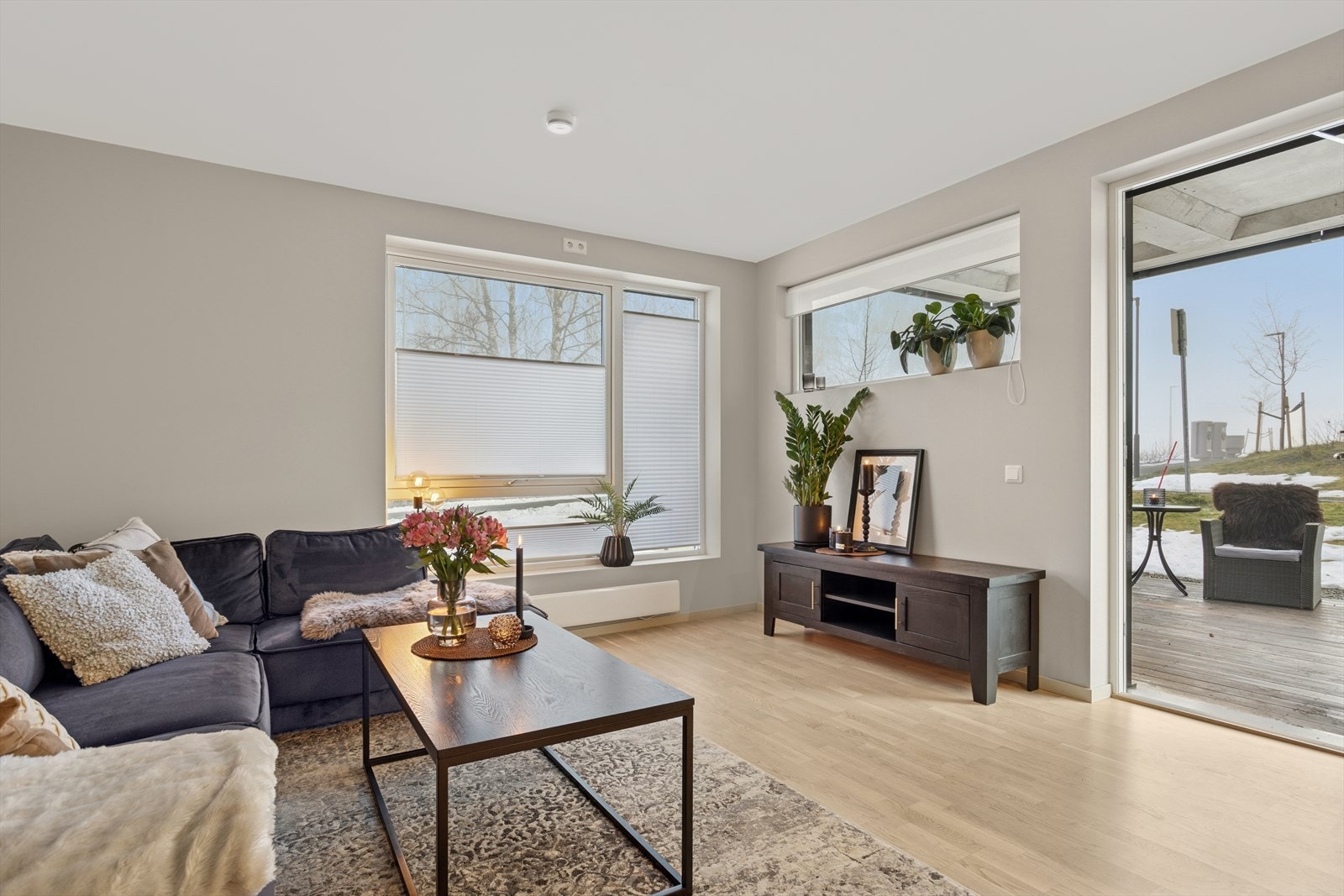 Alle rom i leiligheten er utstyrt med ekstra støpsel til stikkontakter. Galleribilde