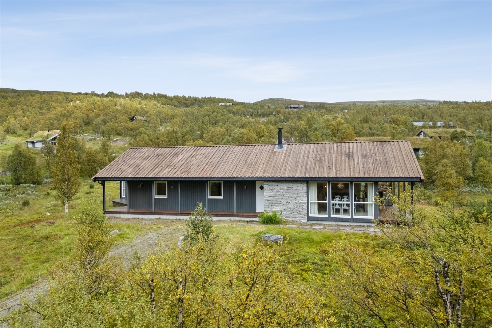 Eiendommer er perfekt for deg som er glad i friluftsliv, samt å nyte den rolige hyttetilværelsen. Galleribilde