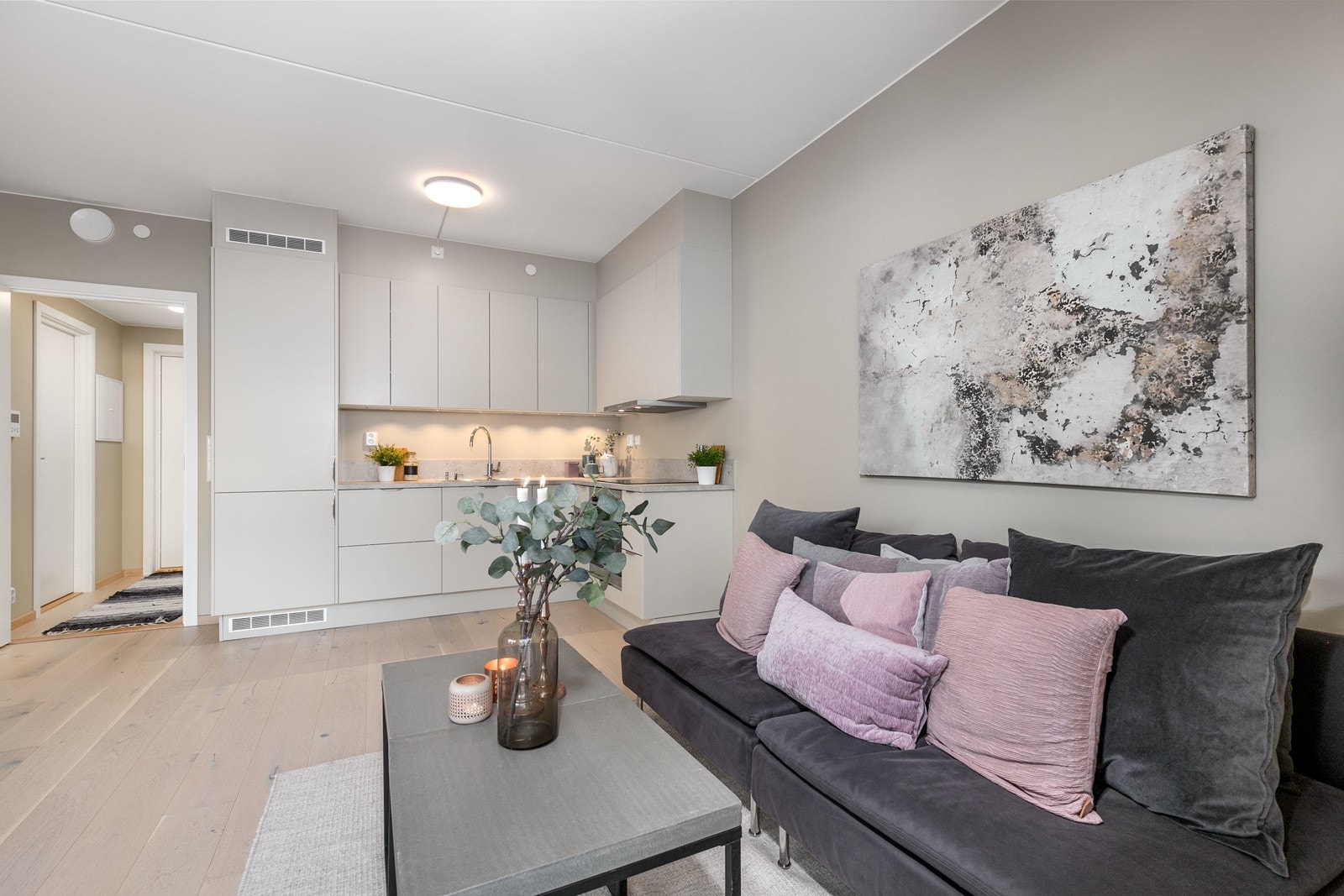 Her har man flere møbleringsmuligheter etter eget behov og ønske Galleribilde