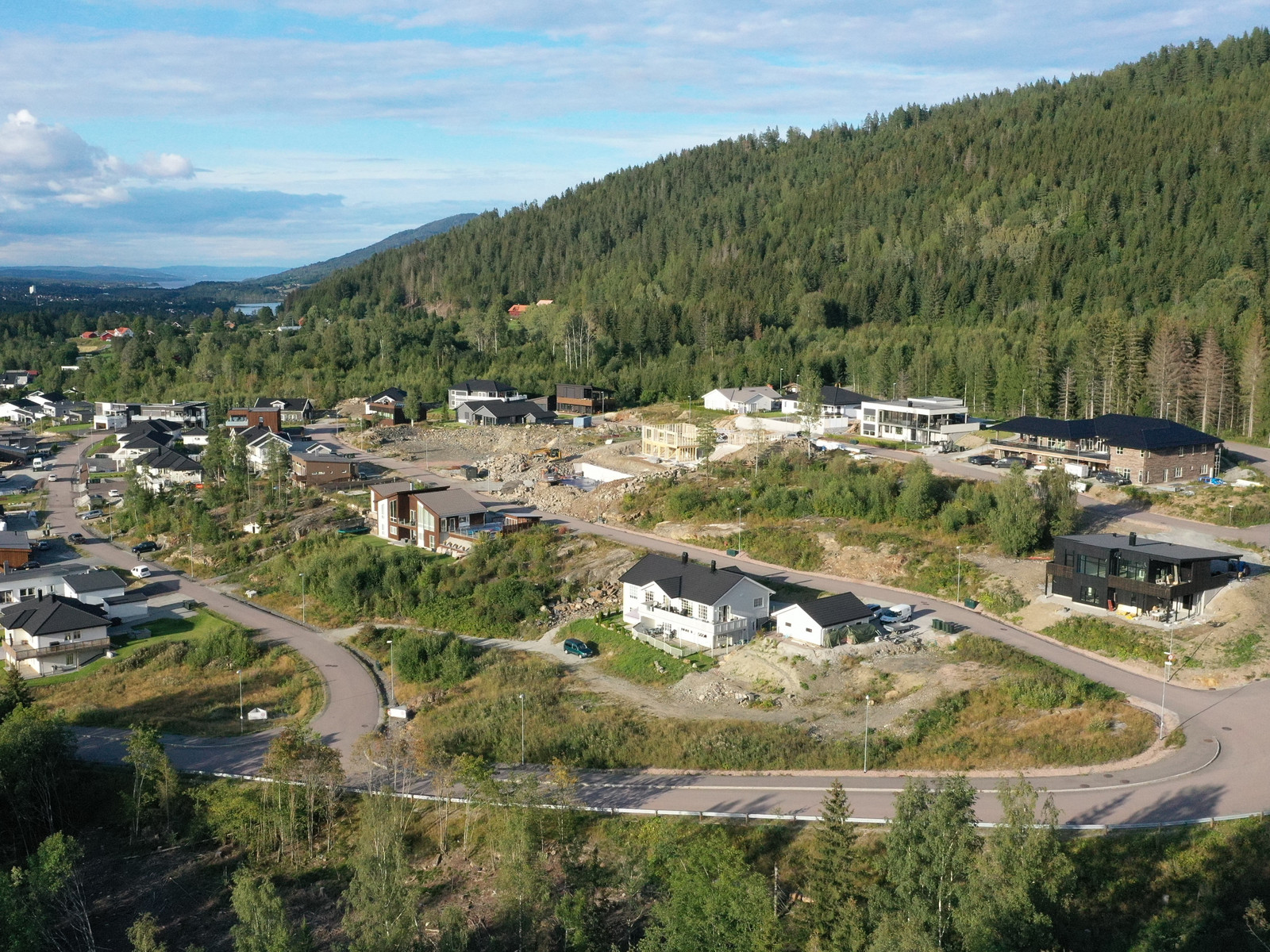 Melumenga, Åmot. Dronebilde fra 2022.