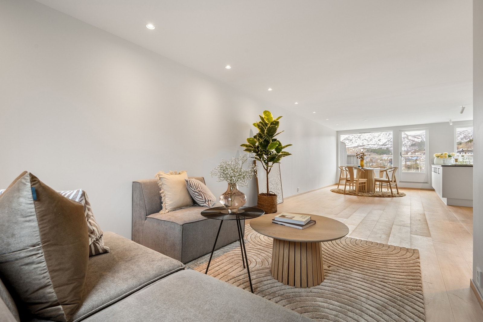 Velkommen inn i stua! Lekker og tiltalende leilighet med moderne løsninger Galleribilde