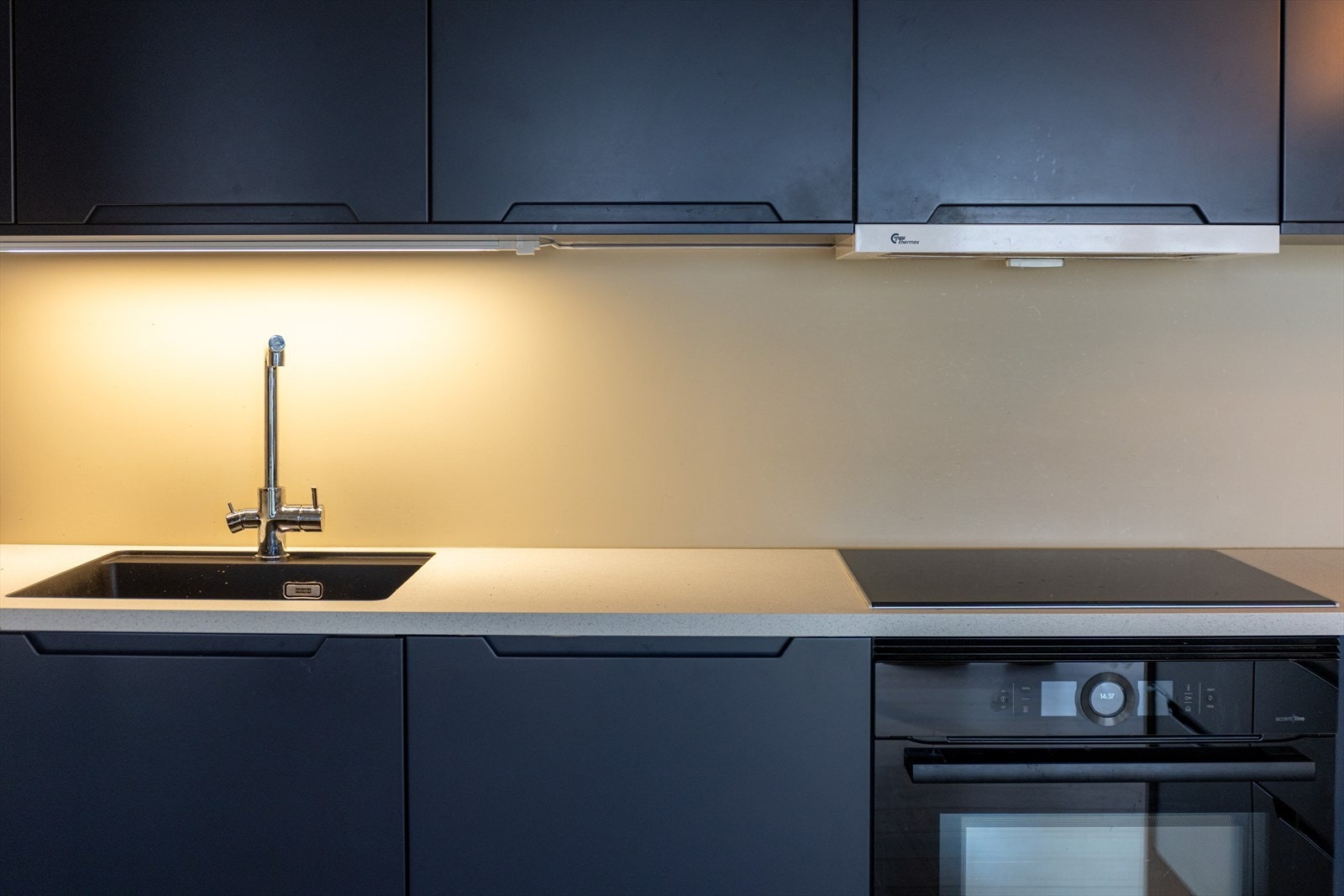 I tillegg er de integrerte hvitevarene påkostet med dyrere modeller. Galleribilde