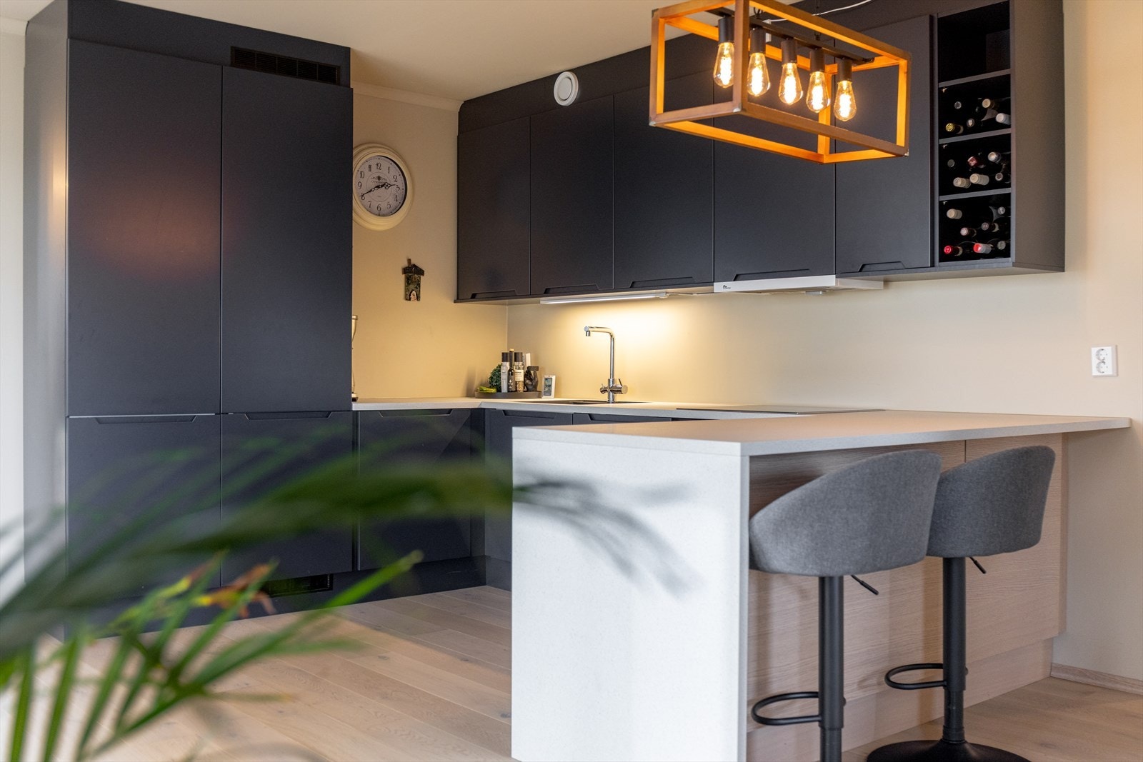 Dette gir en flott og lun helhet til boligen med et moderne uttrykk. Galleribilde