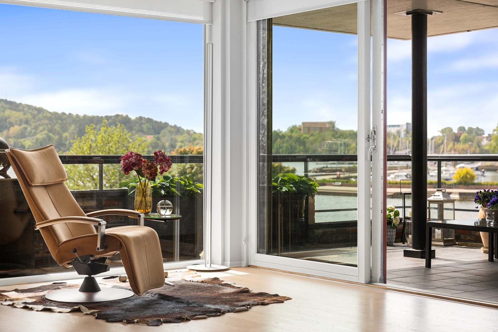 Det er et fantastisk lys inn i leiligheten Galleribilde