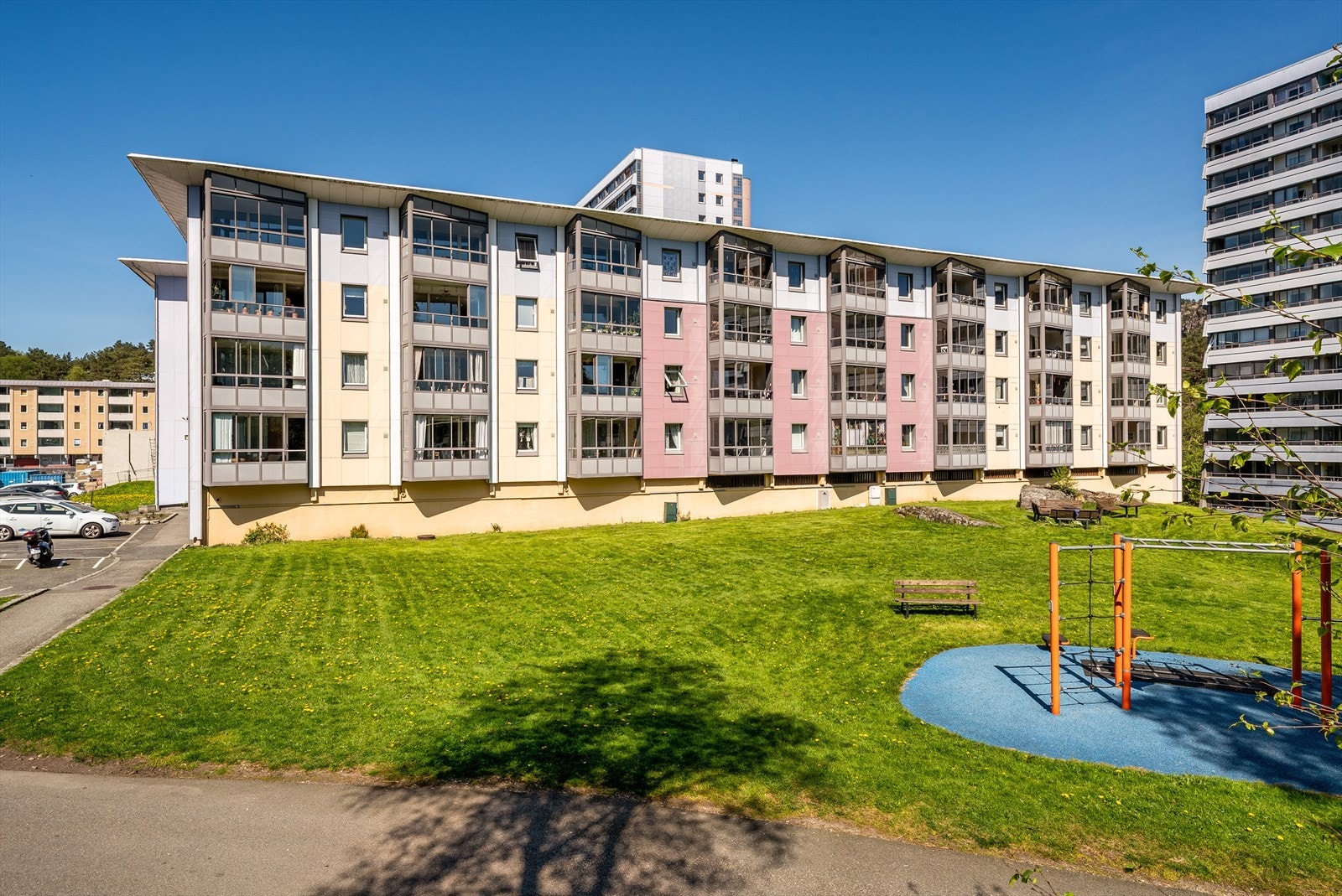 - Borettslaget har nydelige fellesarealer til glede for beboerne - Galleribilde